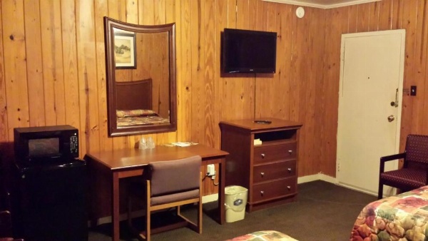 Texas Inn Motel image 38